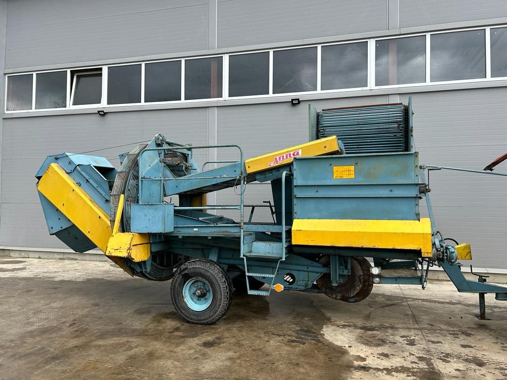 Картофелеуборочный комбайн ANNA